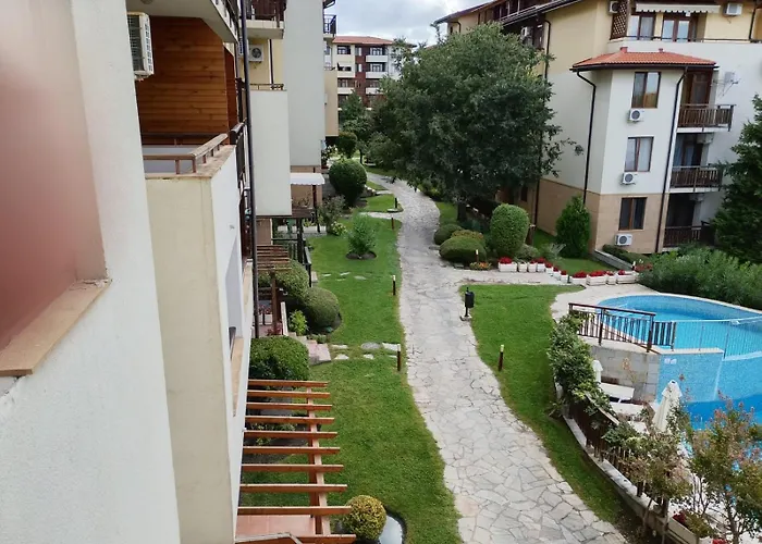 Apartment Garden Of Eden - M303 Rey&mar Sweti Wlas