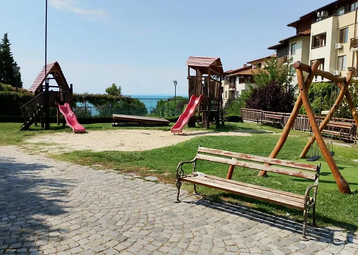 Garden Of Eden - M303 Rey&mar Apartment Sweti Wlas