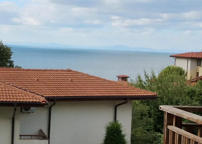 Garden Of Eden - M303 Rey&mar Apartment Sweti Wlas