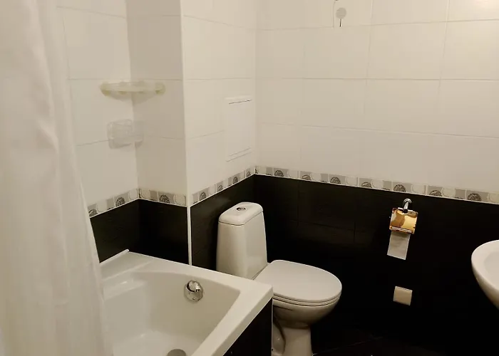 Garden Of Eden - M303 Rey&mar Apartment