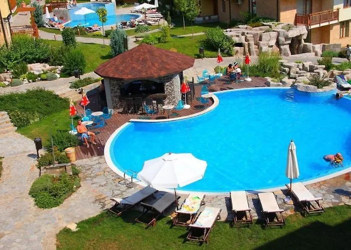 Garden Of Eden - M303 Rey&mar Apartment