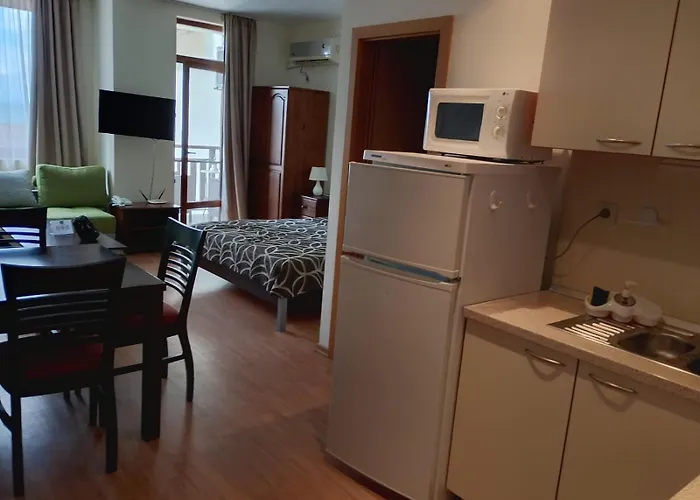 Garden Of Eden - M303 Rey&mar 圣弗拉斯